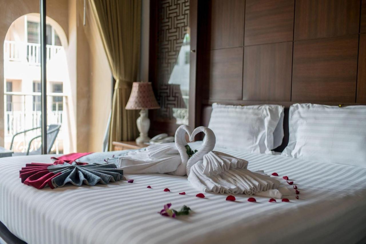 Grand Orlov Apart Hotel Patong Bagian luar foto