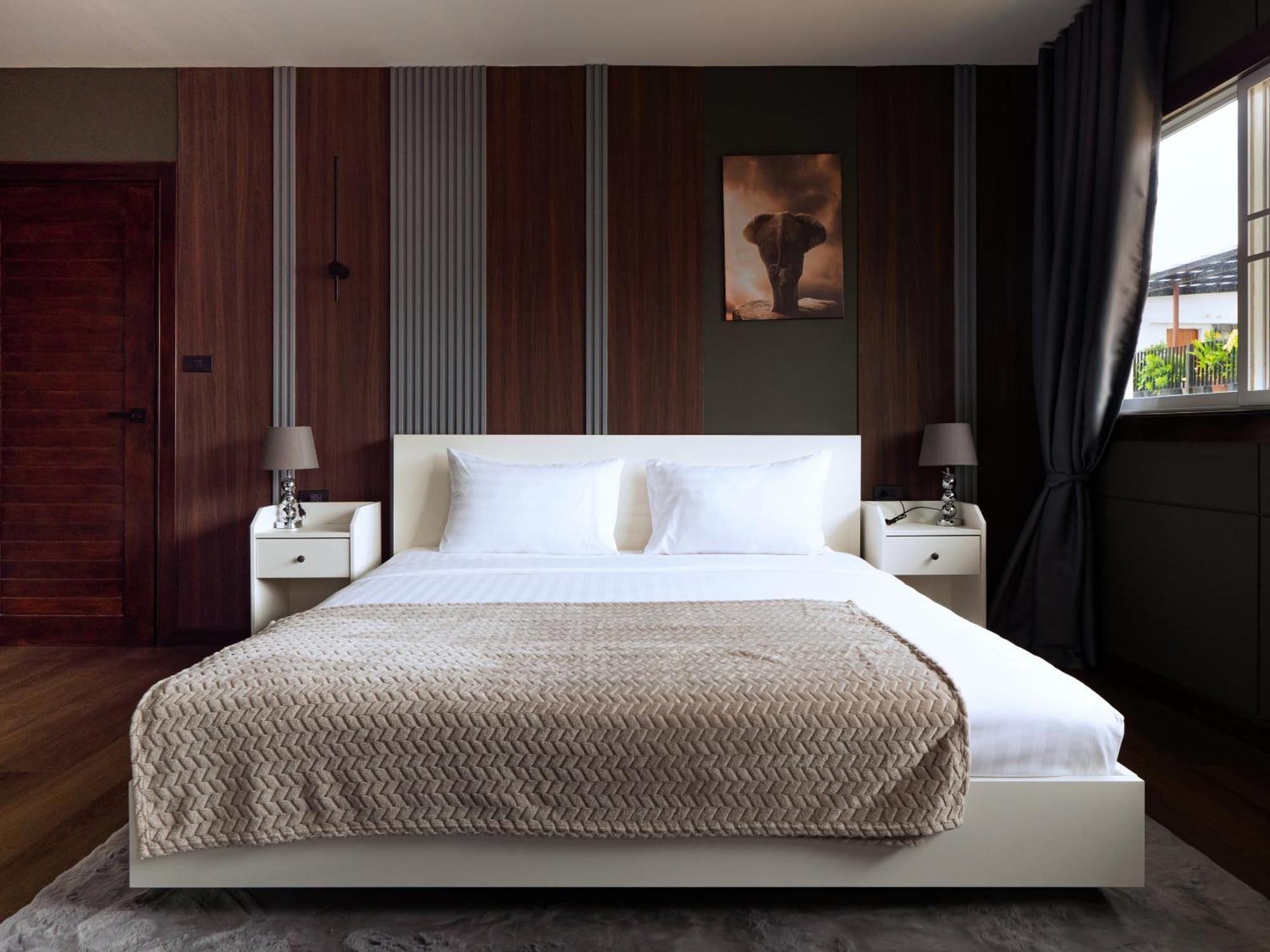 Grand Orlov Apart Hotel Patong Bagian luar foto
