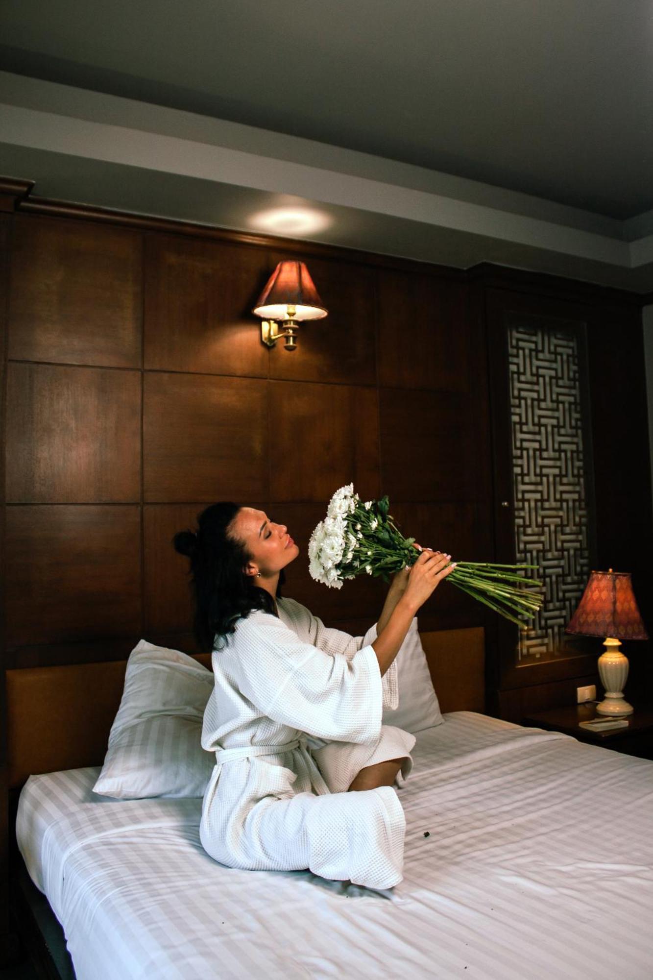 Grand Orlov Apart Hotel Patong Bagian luar foto