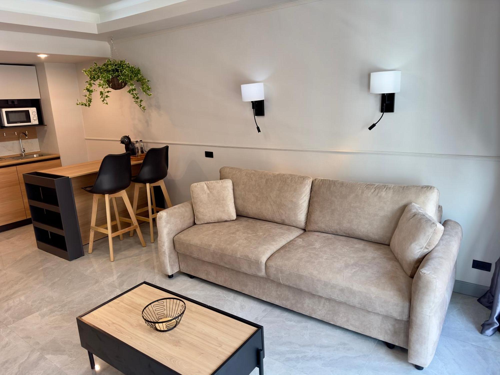 Grand Orlov Apart Hotel Patong Bagian luar foto